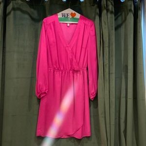 Bright pink lily pulitzer long sleeve dress
